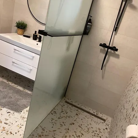 Klimatizovany Apartmanovy Dom, S Virivkou, 1b