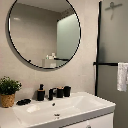 Holiday home Klimatizovany Apartmanovy Dom, S Virivkou, 1b *