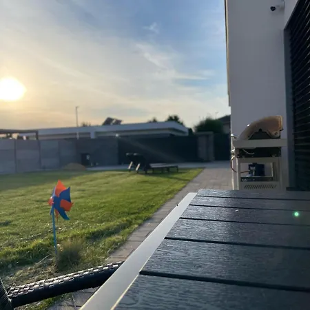 Klimatizovany Apartmanovy Dom, S Virivkou, 1b בית נופש *