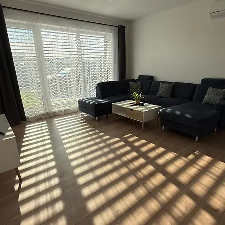 Klimatizovany Apartmanovy Dom, S Virivkou, 1b