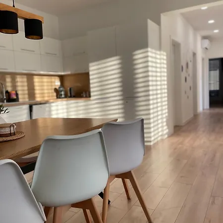 בית נופש Klimatizovany Apartmanovy Dom, S Virivkou, 1b