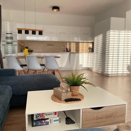 Klimatizovany Apartmanovy Dom, S Virivkou, 1b בית נופש סנץ