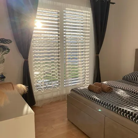 Klimatizovany Apartmanovy Dom, S Virivkou, 1b בית נופש